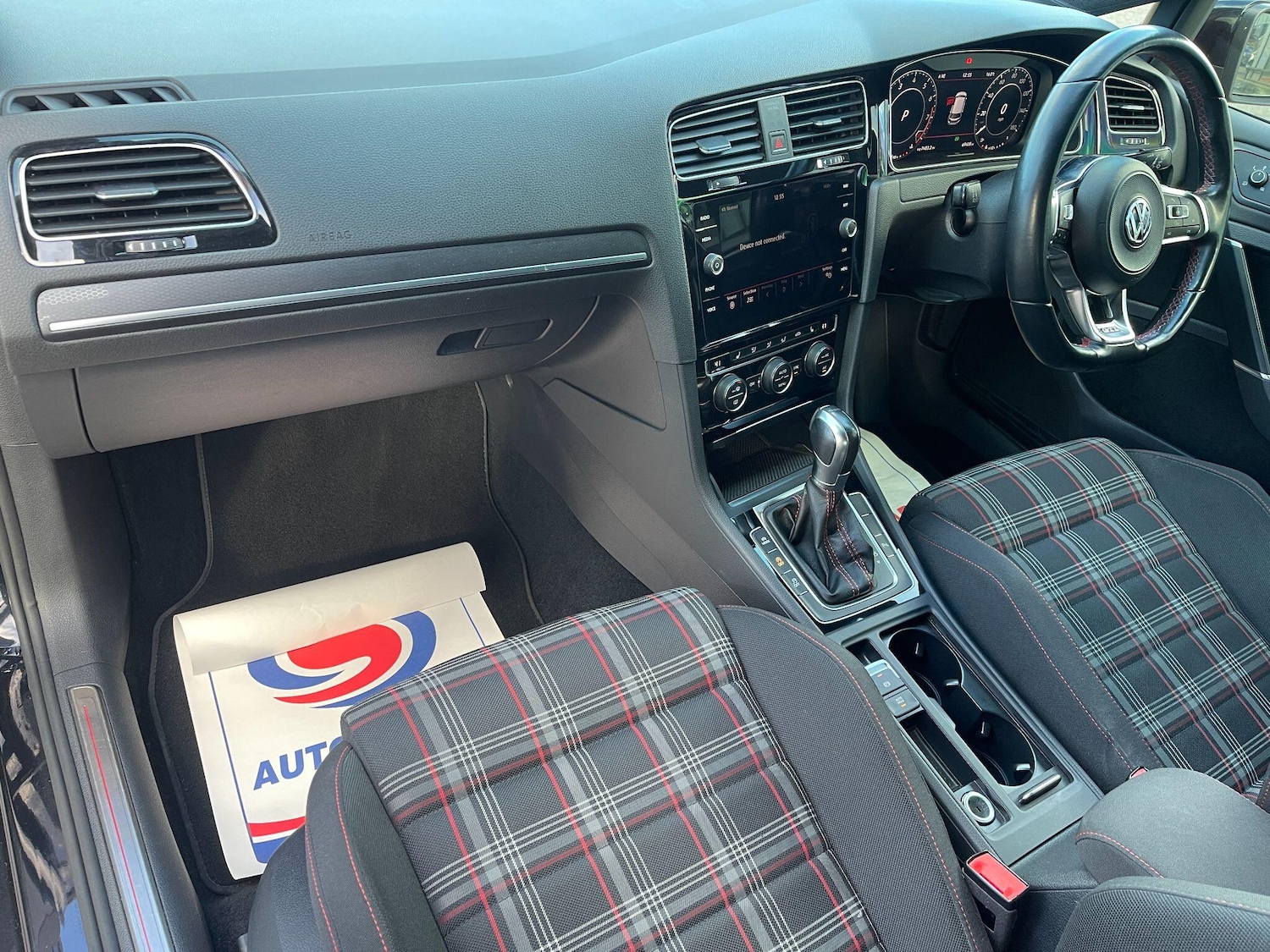 Used Volkswagen Golf 2018 for sale - 76942465: Photo 73