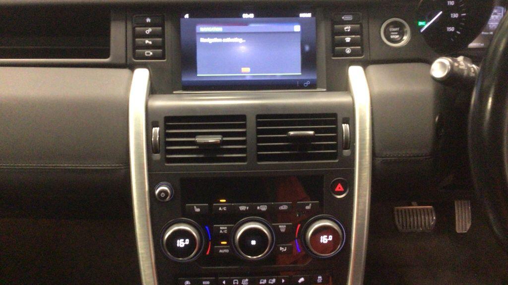 Used Land Rover Discovery Sport 2017 for sale - 76597217: Photo 15