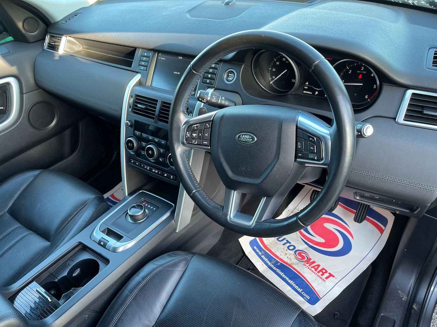 Used Land Rover Discovery Sport 2017 for sale - 76597217: Photo 39