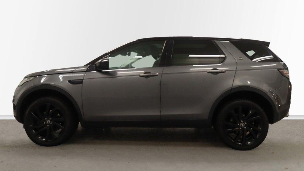 Used Land Rover Discovery Sport 2017 for sale - 76597217: Photo 4