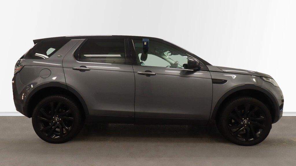 Used Land Rover Discovery Sport 2017 for sale - 76597217: Photo 9