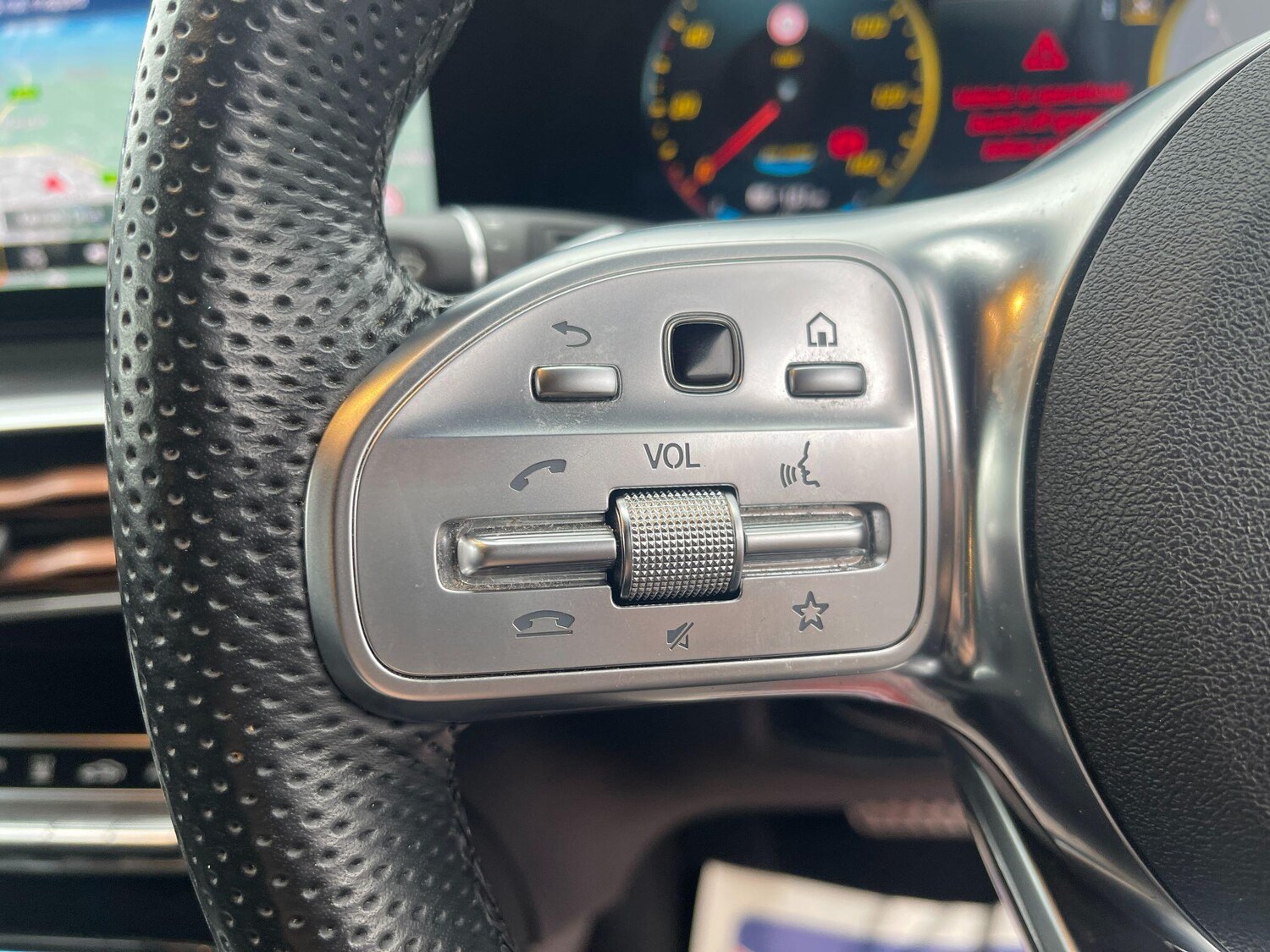 Used Mercedes-Benz EQC 2021 for sale - 76423574: Photo 45