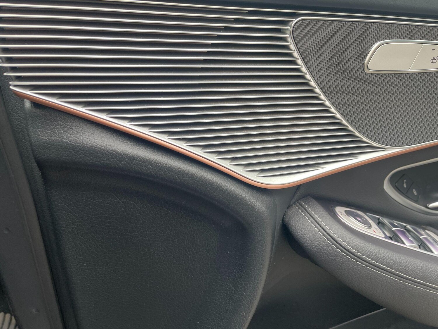 Used Mercedes-Benz EQC 2021 for sale - 76423574: Photo 69