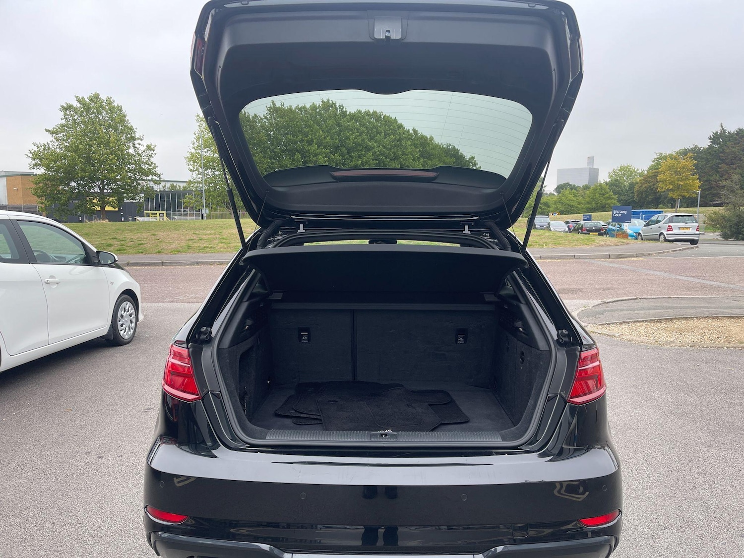 Vehicle 29