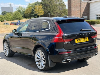 Used Volvo XC60 2019 for sale - 79349175: Photo