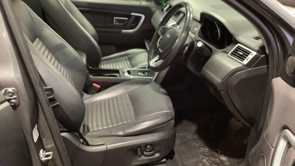 Used Land Rover Discovery Sport 2017 for sale - 77330536: Photo 13