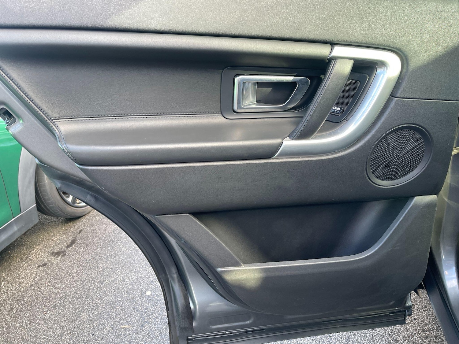 Used Land Rover Discovery Sport 2017 for sale - 77330536: Photo 28