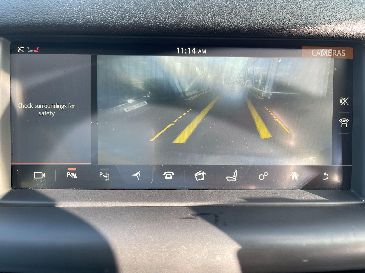 Used Land Rover Discovery Sport 2017 for sale - 77330536: Photo 40