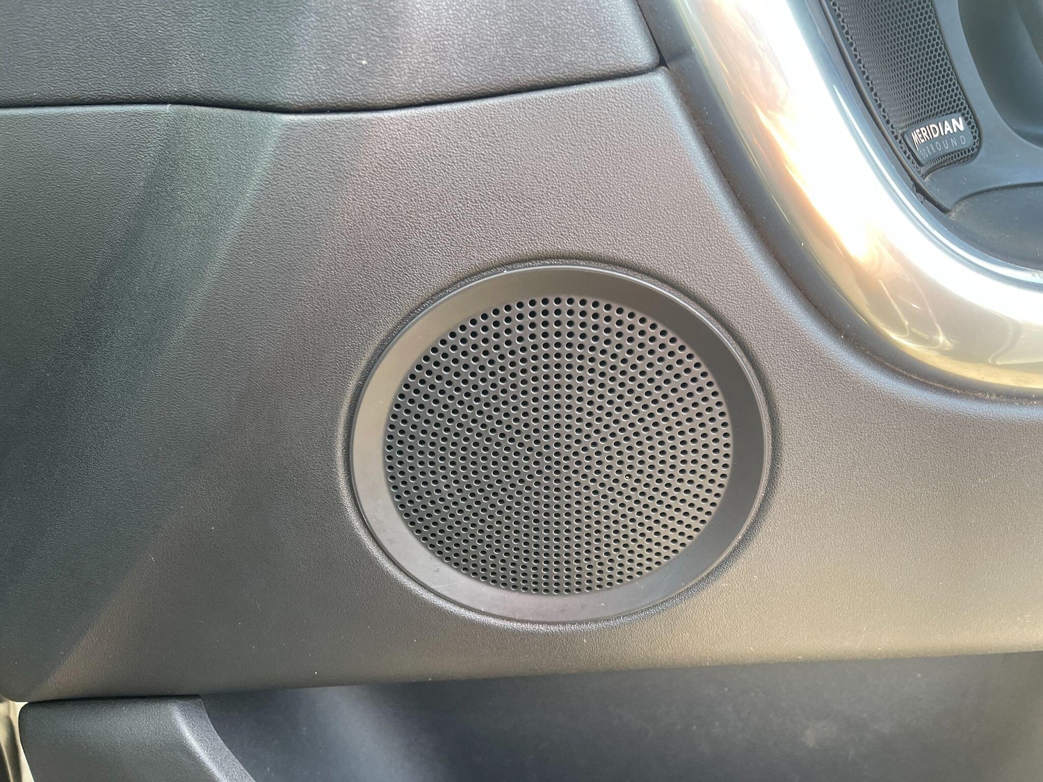 Used Land Rover Discovery Sport 2017 for sale - 77330536: Photo 44