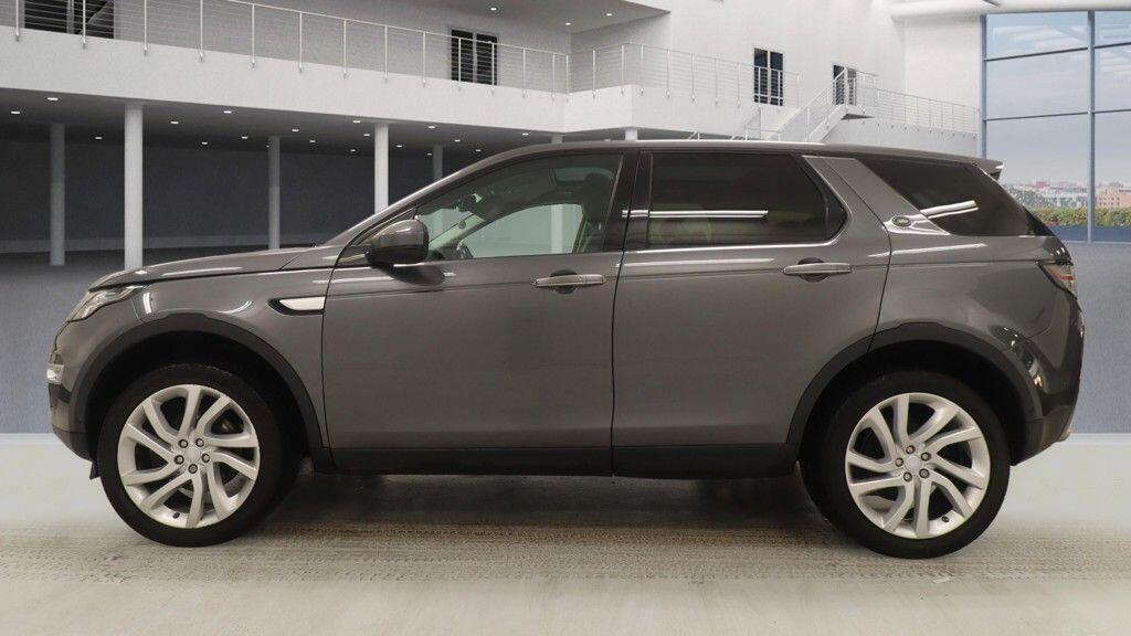 Used Land Rover Discovery Sport 2017 for sale - 77330536: Photo 8