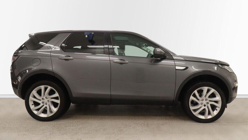 Used Land Rover Discovery Sport 2017 for sale - 77330536: Photo 9