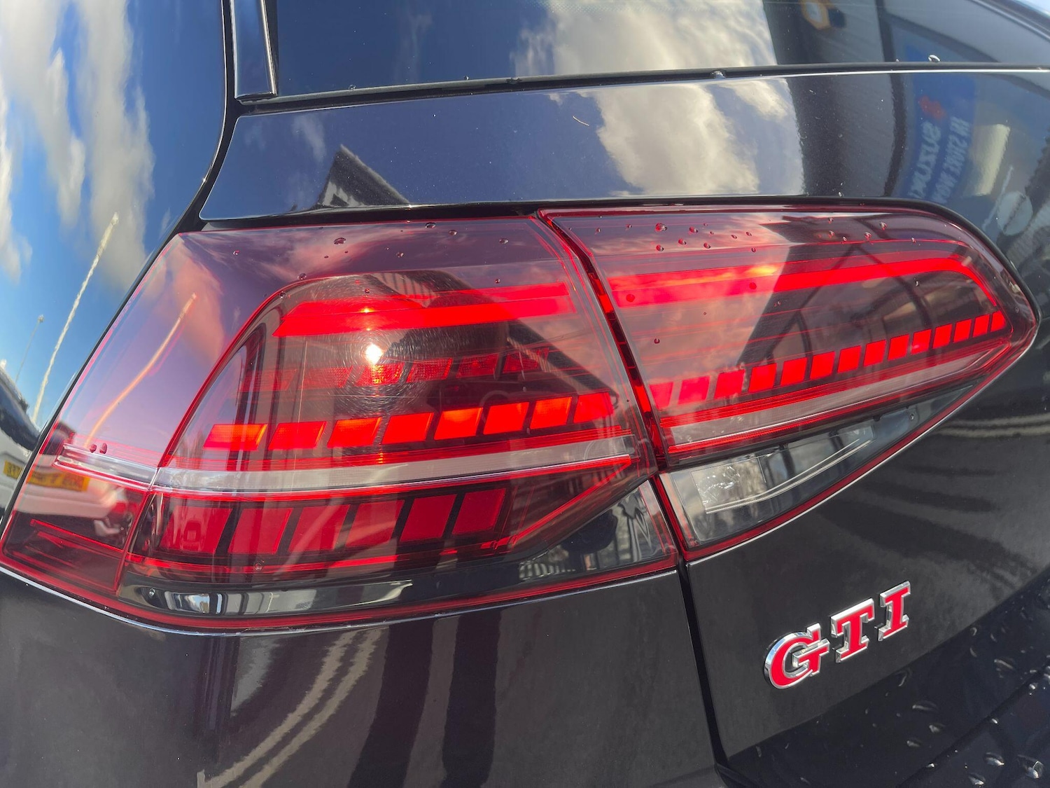 Used Volkswagen Golf 2018 for sale - 76484303: Photo 67