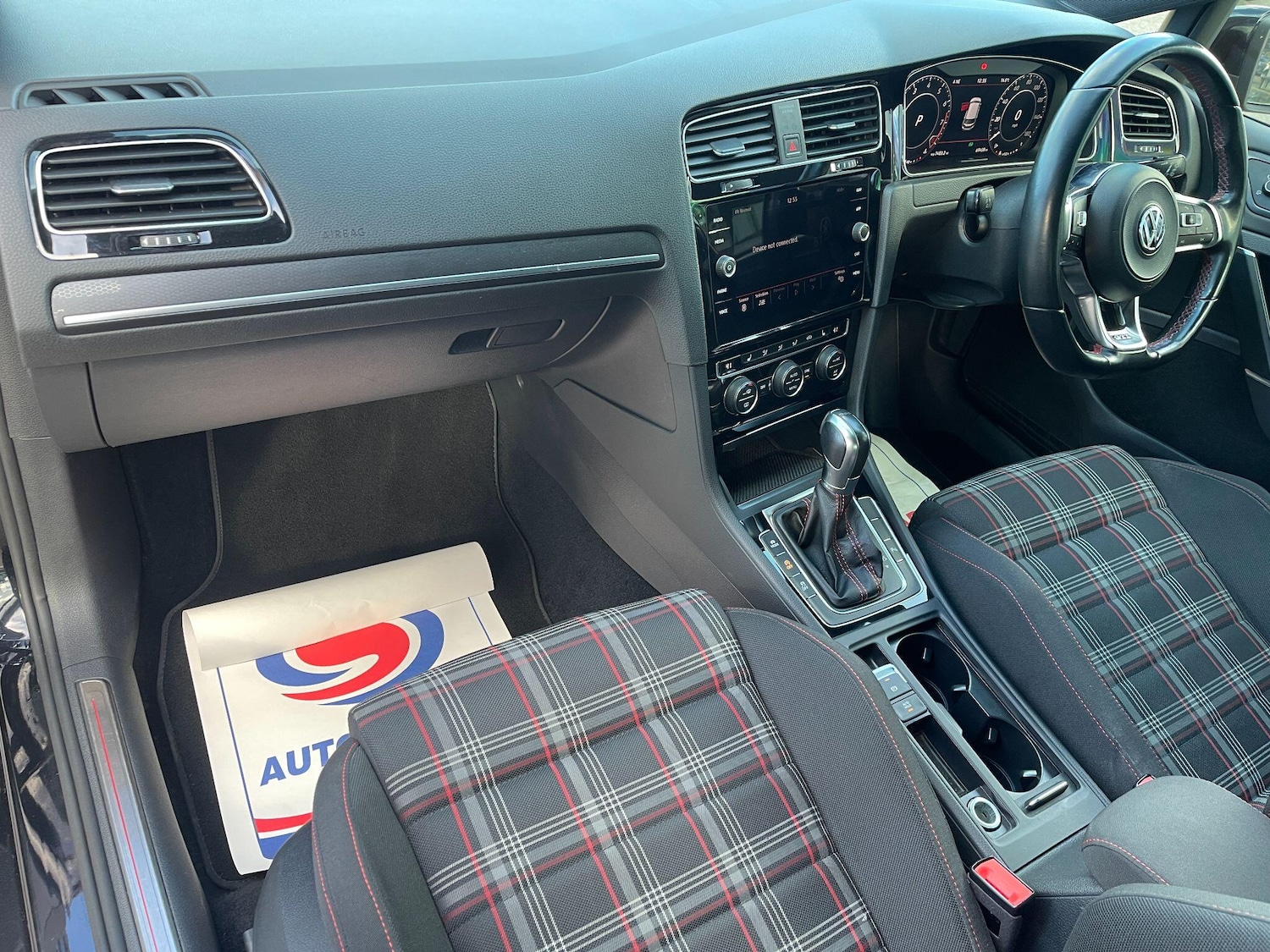 Used Volkswagen Golf 2018 for sale - 76484303: Photo 72