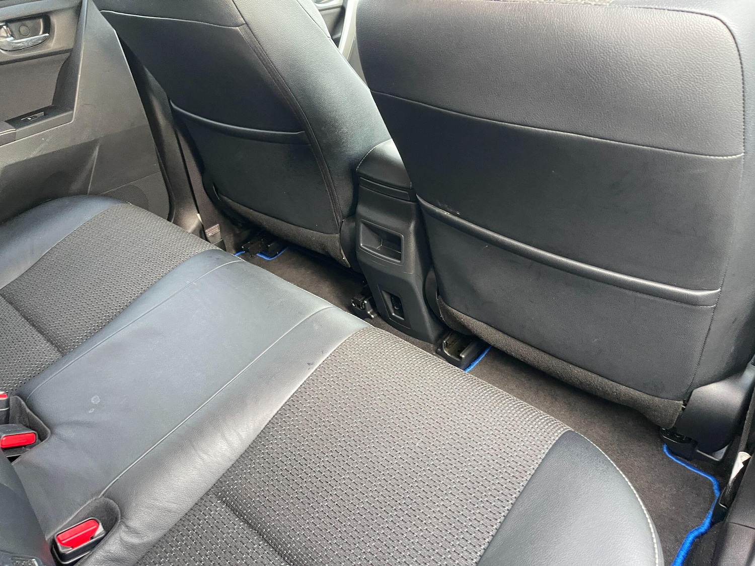 Used Toyota Auris 2015 for sale - 76701742: Photo 15