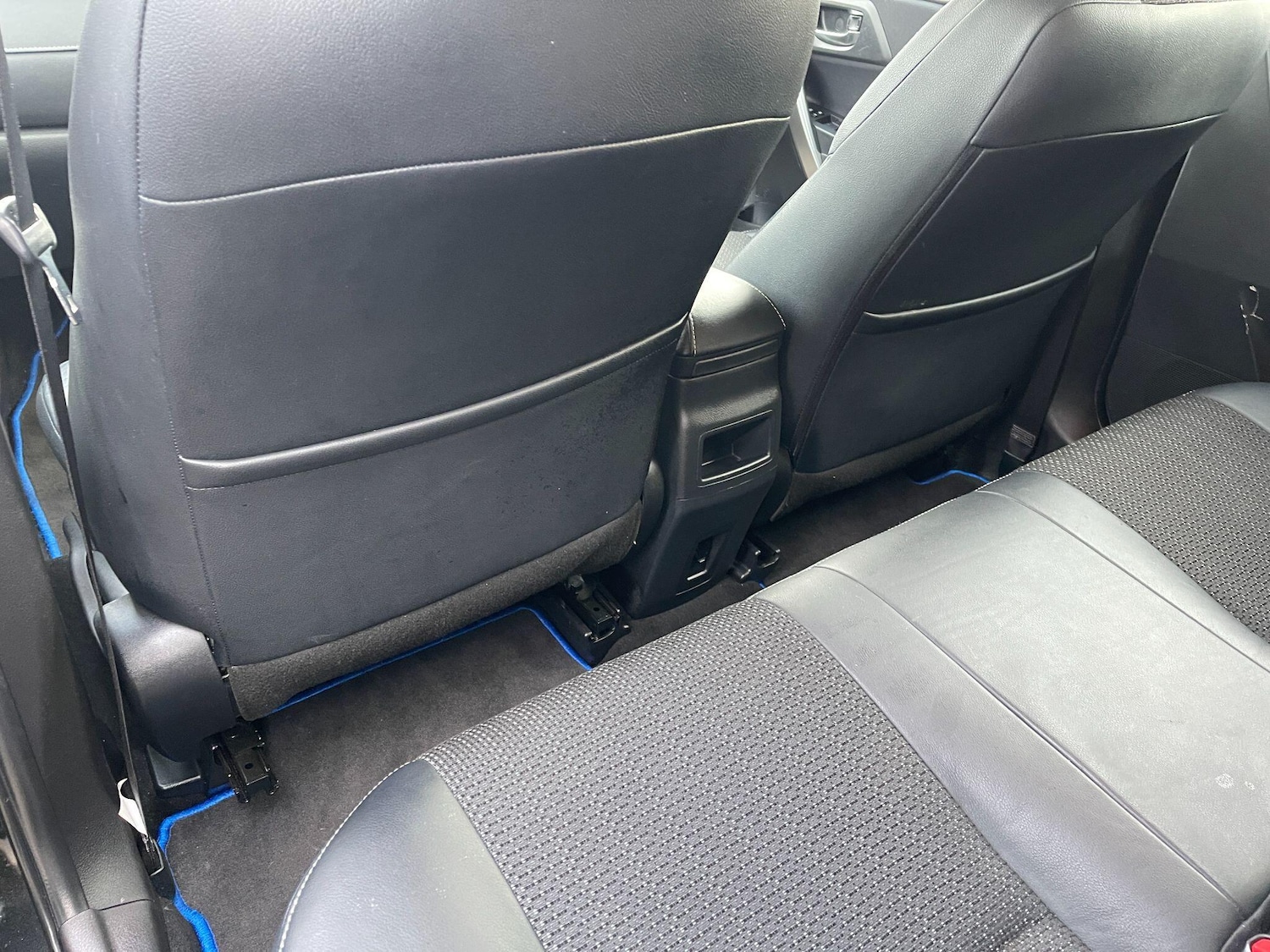 Used Toyota Auris 2015 for sale - 76701742: Photo 41