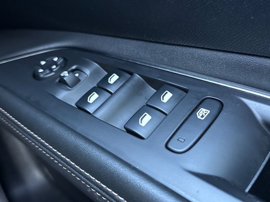 Used Peugeot 5008 2020 for sale - 76621649: Photo 25