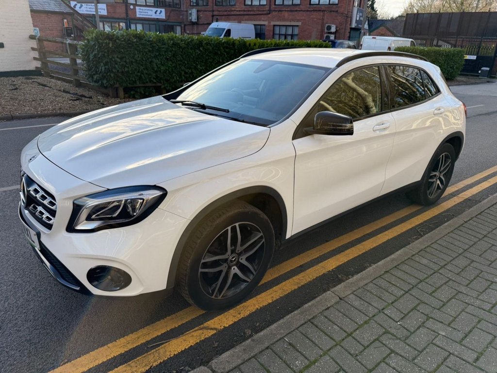 Used Mercedes-Benz GLA 2019 for sale - 77065053: Photo 2
