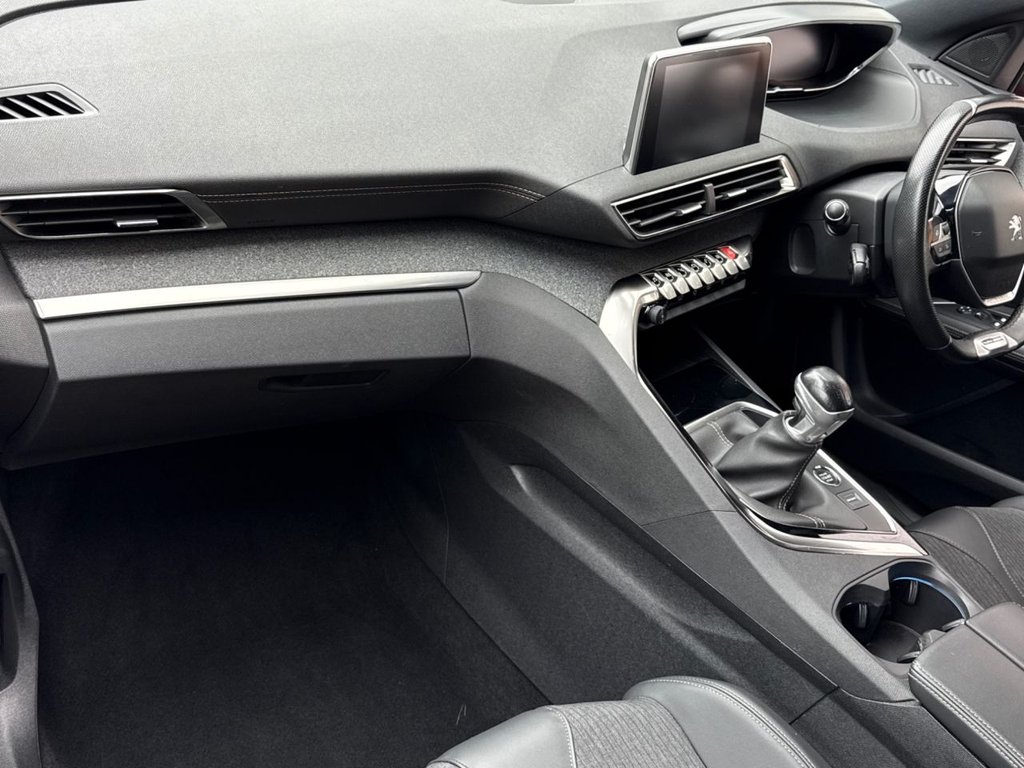 Used Peugeot 3008 2020 for sale - 76621637: Photo 16