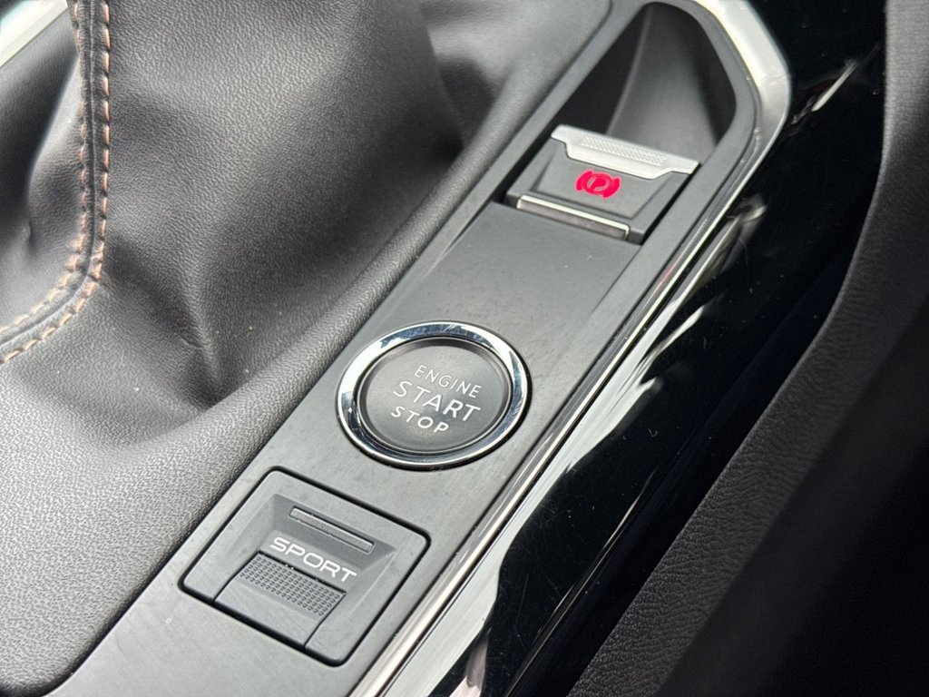 Used Peugeot 3008 2020 for sale - 76621637: Photo 24