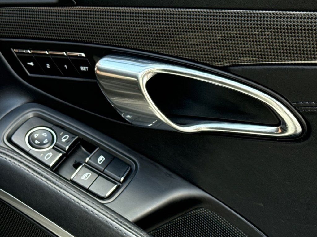 Used Porsche 911 2016 for sale - 77891265: Photo 19