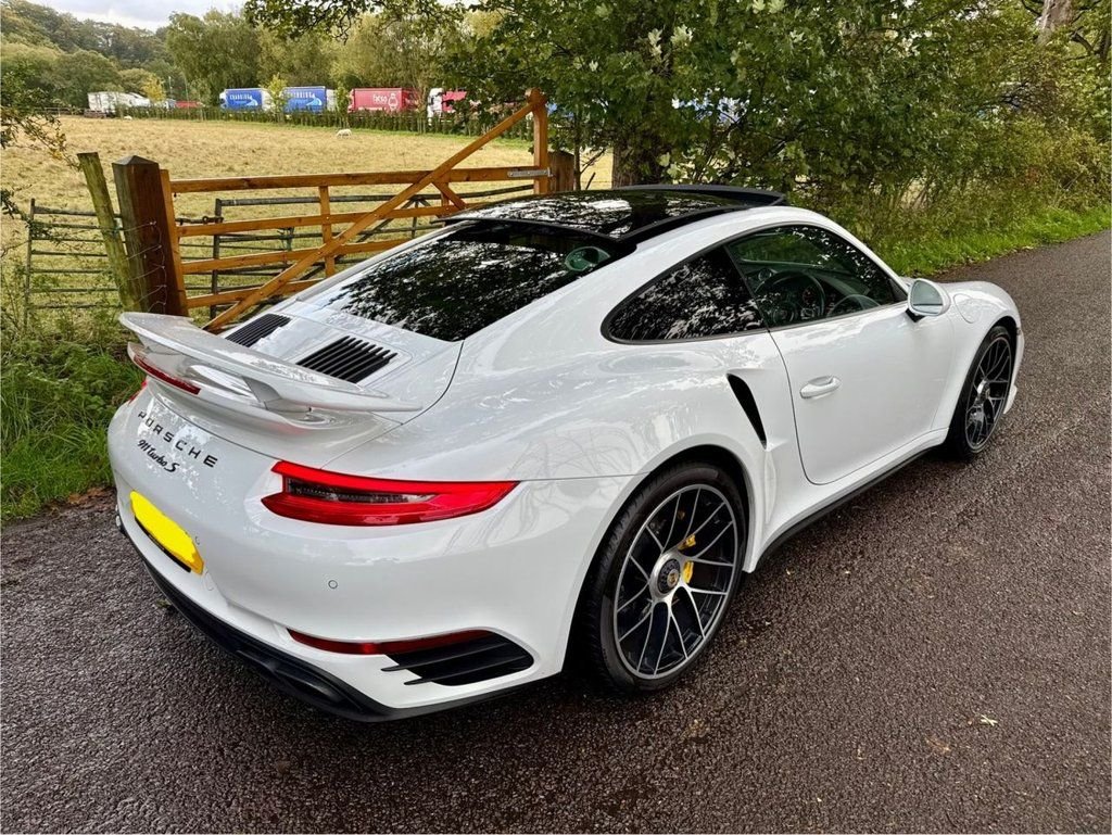 Used Porsche 911 2016 for sale - 77891265: Photo 4