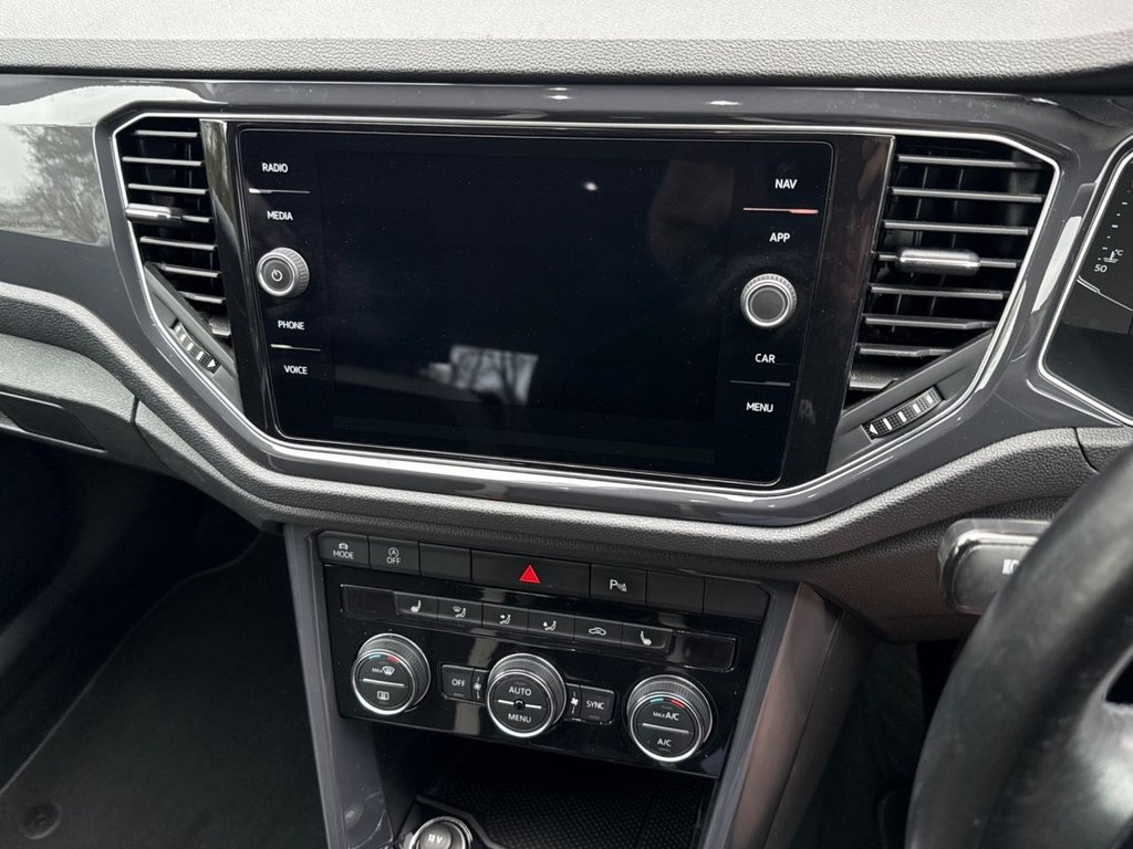 Used Volkswagen T-Roc 2019 for sale - 77140133: Photo 18