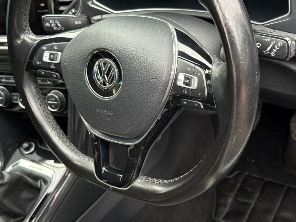 Used Volkswagen T-Roc 2018 for sale - 76621605: Photo 24