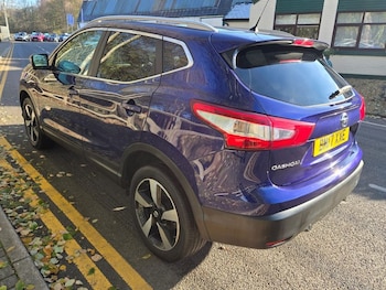Used Nissan Qashqai 2017 for sale - 76655315: Photo