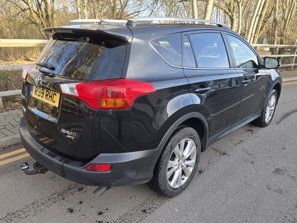 Used Toyota RAV4 2014 for sale - 76883485: Photo 4