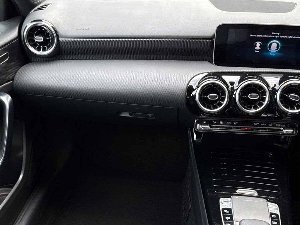 Used Mercedes-Benz A-Class 2018 for sale - 76621600: Photo 11