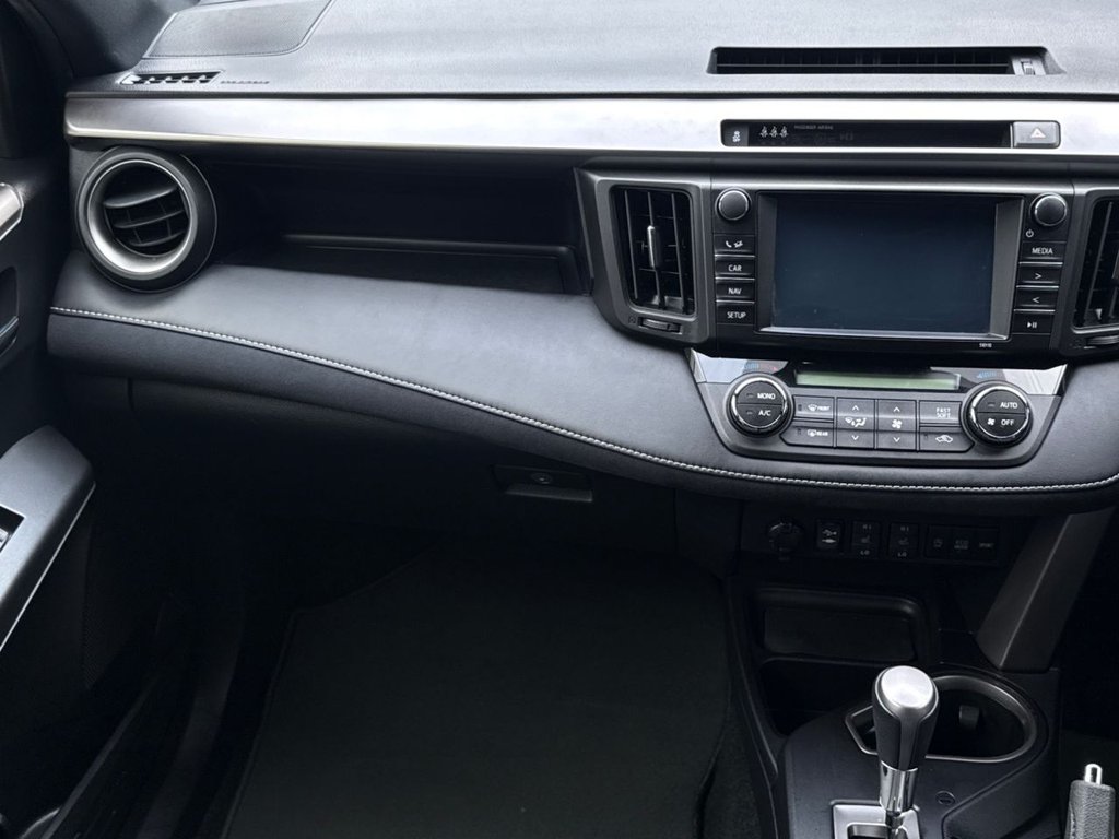 Used Toyota RAV4 2017 for sale - 77667695: Photo 12