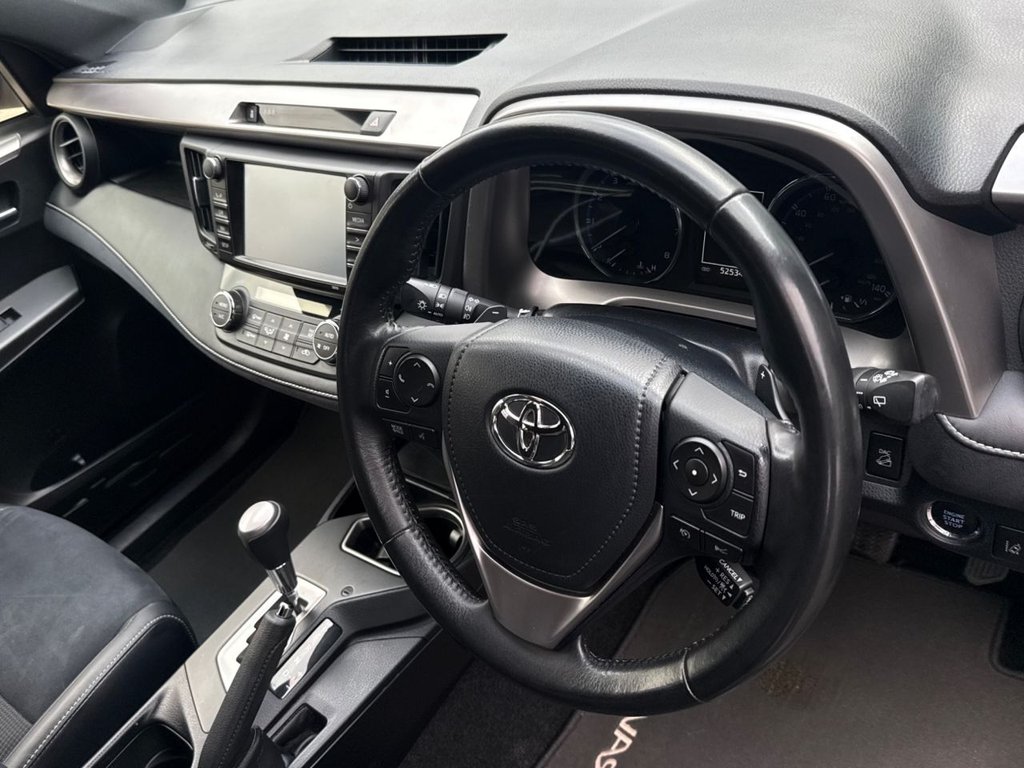 Used Toyota RAV4 2017 for sale - 77667695: Photo 17