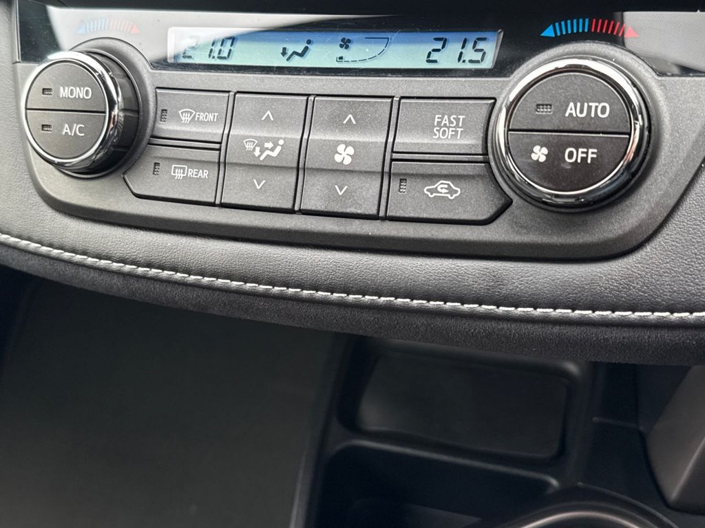 Used Toyota RAV4 2017 for sale - 77667695: Photo 21