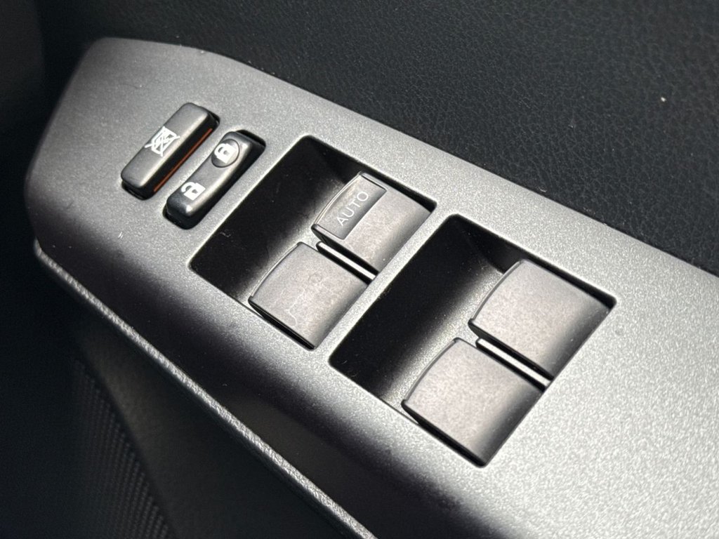 Used Toyota RAV4 2017 for sale - 77667695: Photo 25