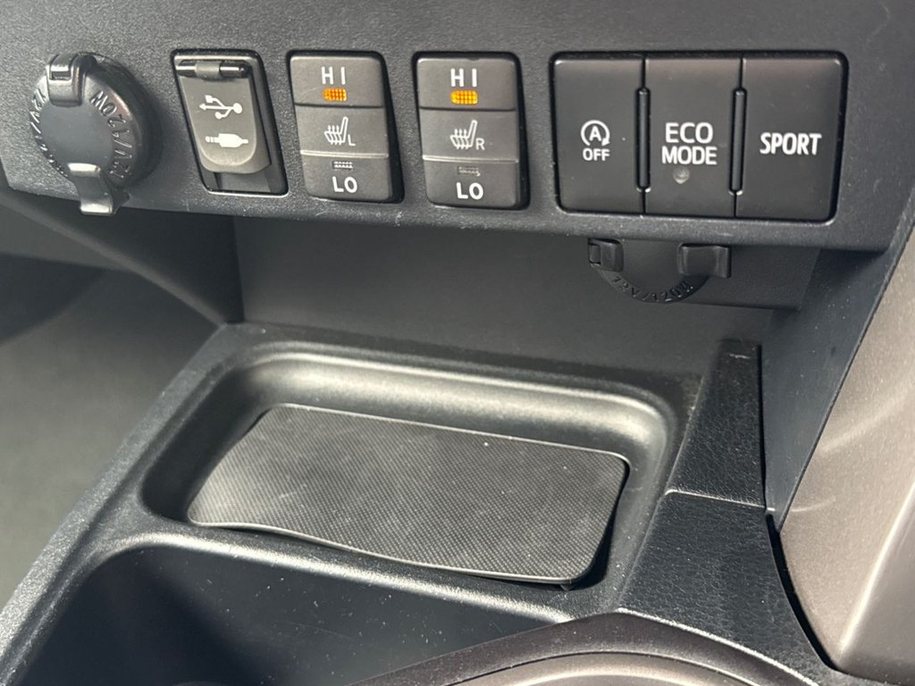 Used Toyota RAV4 2017 for sale - 77667695: Photo 26