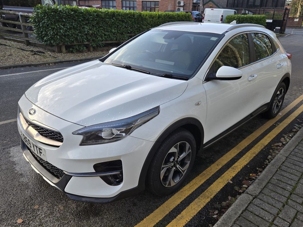 Used Kia XCeed 2020 for sale - 76724197: Photo 2