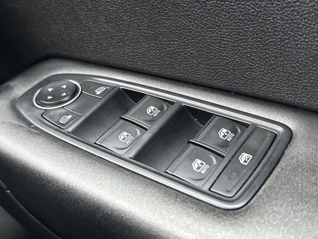 Used Renault Captur 2022 for sale - 77139835: Photo 22