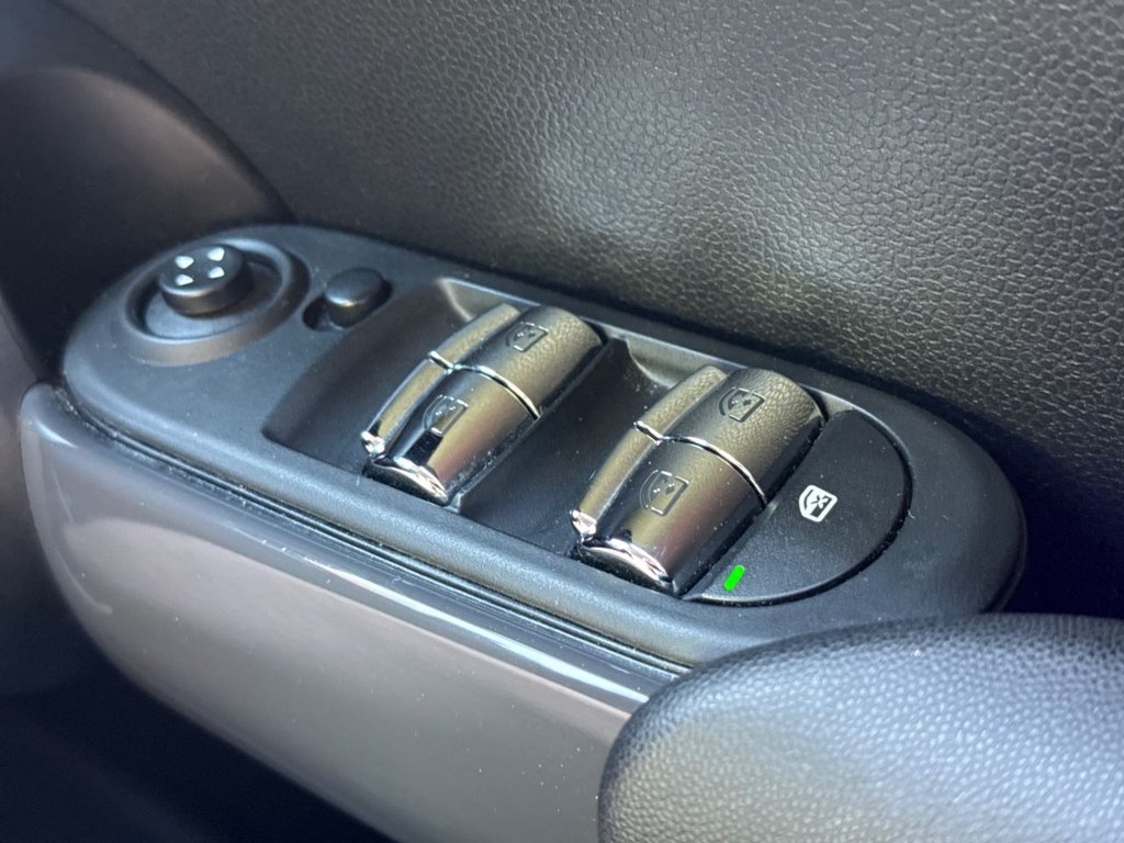 Used MINI Hatch 2019 for sale - 76621613: Photo 23