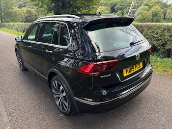 Used Volkswagen Tiguan 2019 for sale - 76867515: Photo