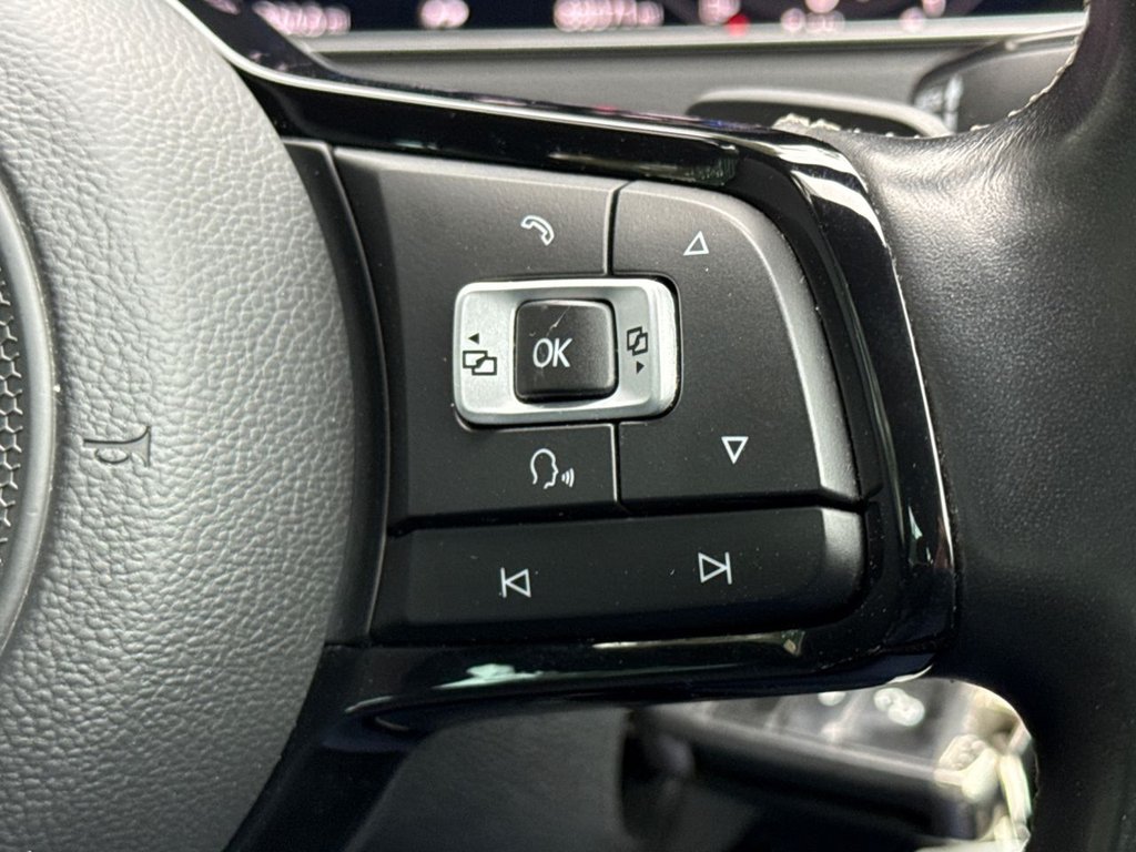 Used Volkswagen Golf 2017 for sale - 76621634: Photo 29