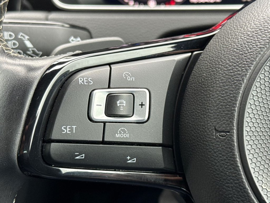 Used Volkswagen Golf 2017 for sale - 76621634: Photo 30