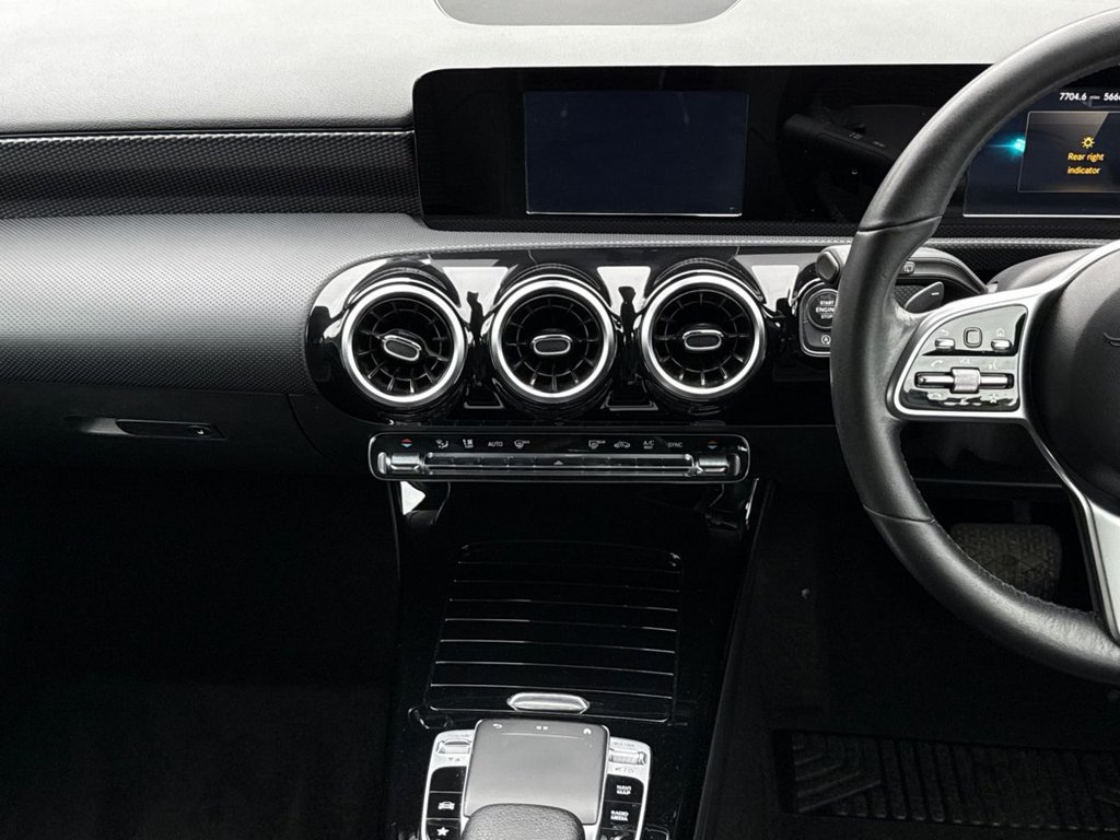 Used Mercedes-Benz A-Class 2019 for sale - 76621635: Photo 11