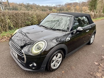 Used MINI Convertible 2018 for sale - 78330138: Photo