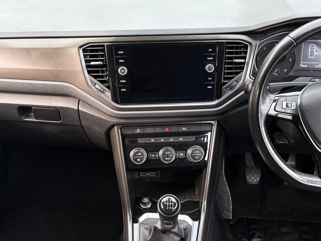 Used Volkswagen T-Roc 2019 for sale - 76621667: Photo 11