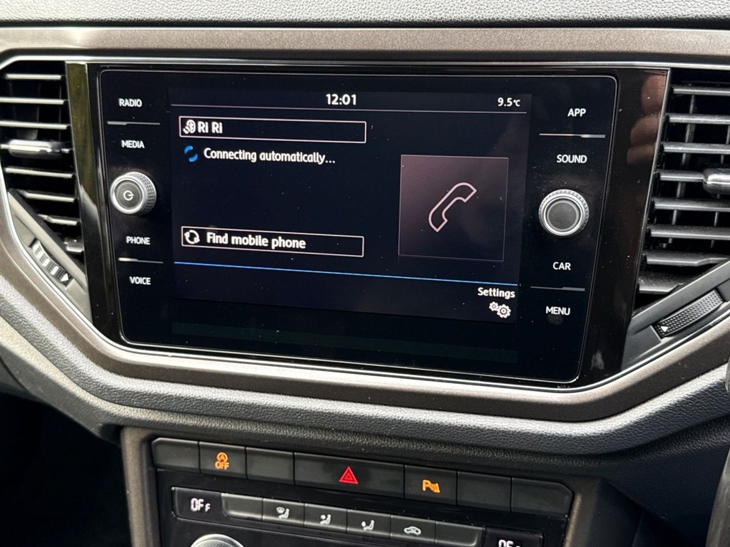 Used Volkswagen T-Roc 2019 for sale - 76621667: Photo 19