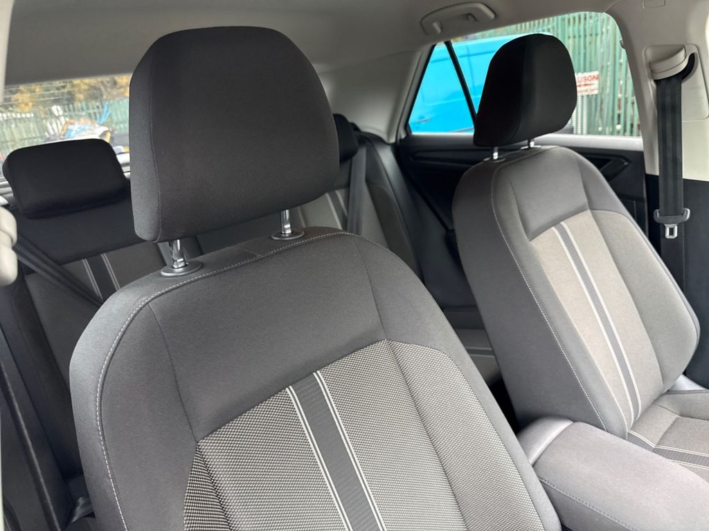 Used Volkswagen T-Roc 2019 for sale - 76621667: Photo 24