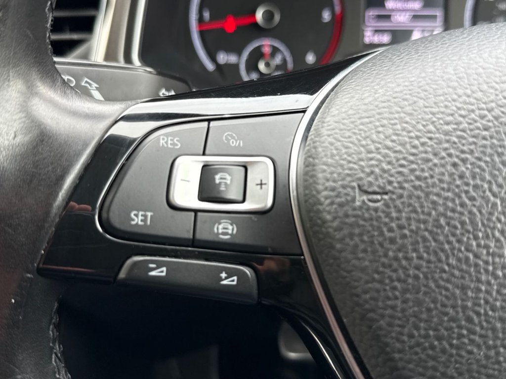 Used Volkswagen T-Roc 2019 for sale - 76621667: Photo 26