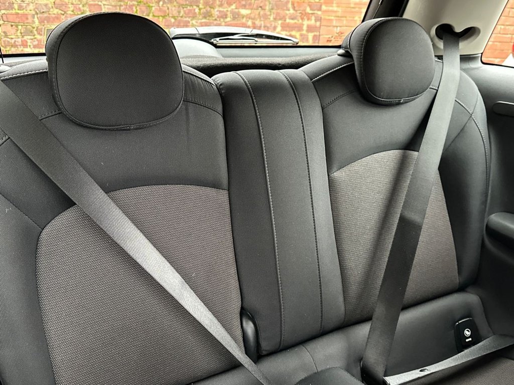 Used MINI Hatch 2014 for sale - 76621620: Photo 11