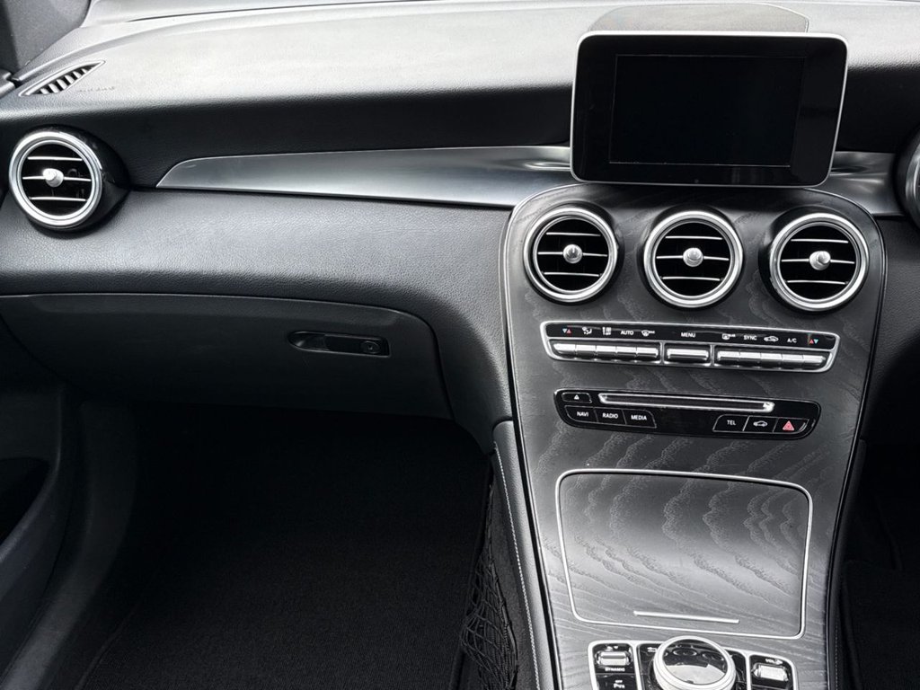 Used Mercedes-Benz GLC 2018 for sale - 76621659: Photo 12