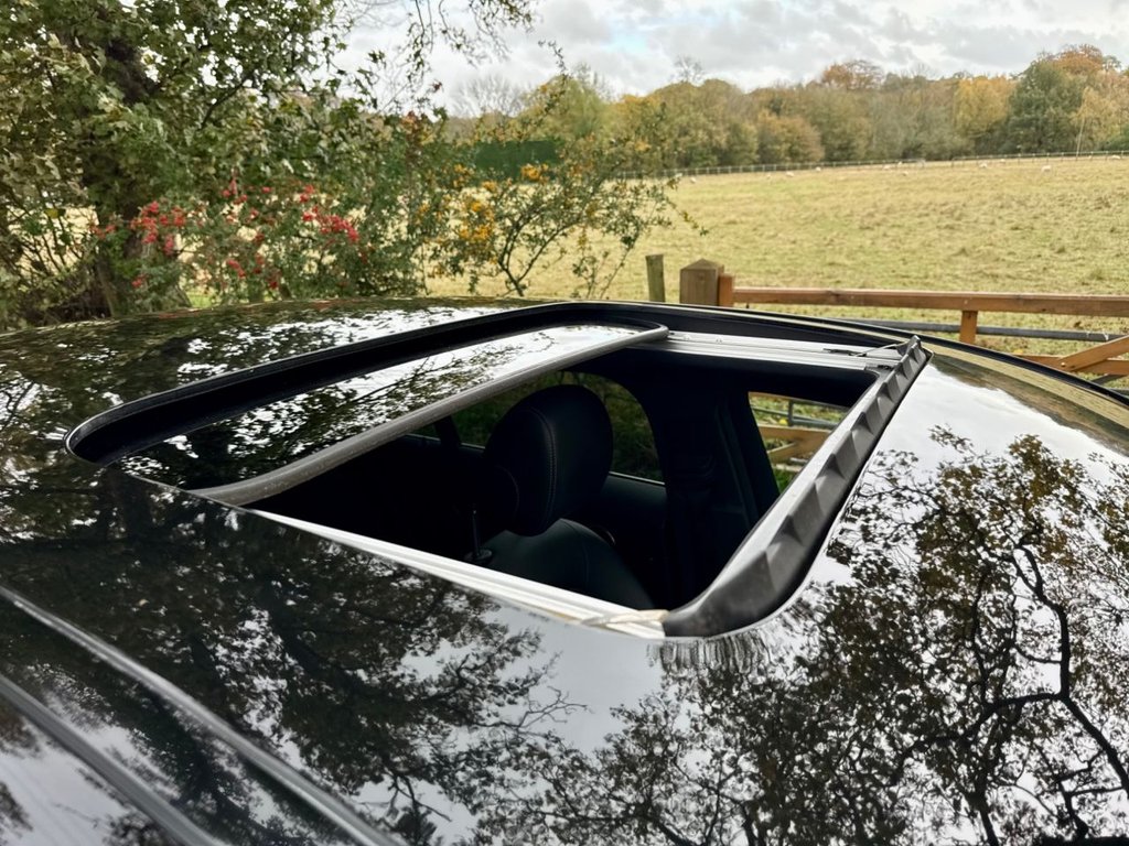 Used Mercedes-Benz GLC 2018 for sale - 76621659: Photo 8